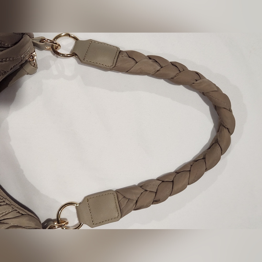 Bagsmart Elegant Cream Quilted Shoulder Bag - Picture 5 of 8